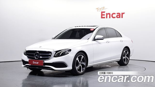 Mercedes-Benz E-Class W213 E250 Avantgarde - фото 0
