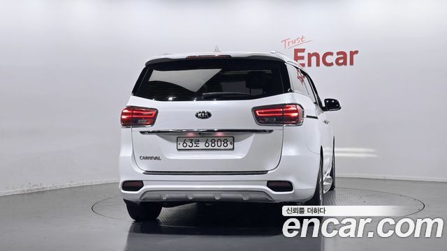 Kia Carnival Новый 9-Seater Noblesse Special - фото 3