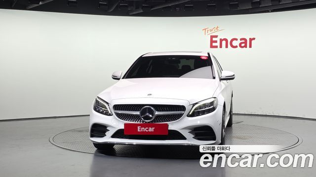 Mercedes-Benz C-Class W205 C220 d 4MATIC AMG Line - фото 2