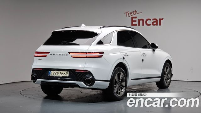 Genesis GV70 2.5T Gasoline 2WD - фото 0