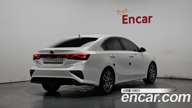 Kia K3 Совершенно новый Luxury - фото 1