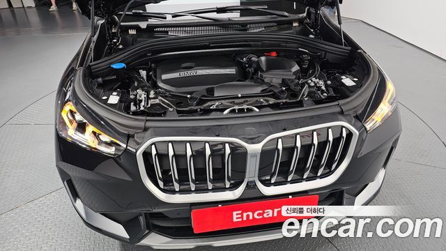 BMW X1 U11 xDrive 20i xLine - фото 4
