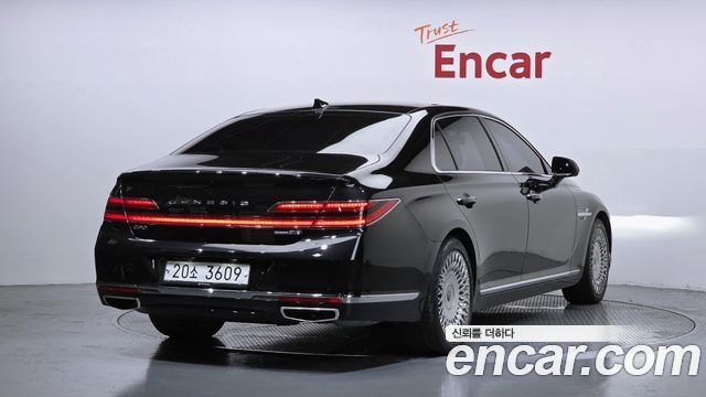 Genesis G90 3.8 AWD Premium Luxury - фото 1