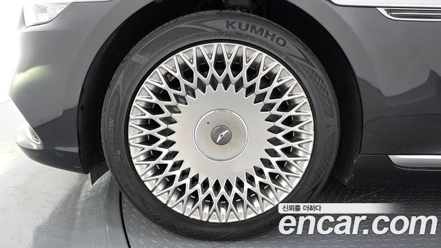 Genesis G90 3.8 AWD Premium Luxury - фото 4