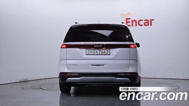 Kia Carnival 4-го поколения 9-Seater Prestige - фото 3