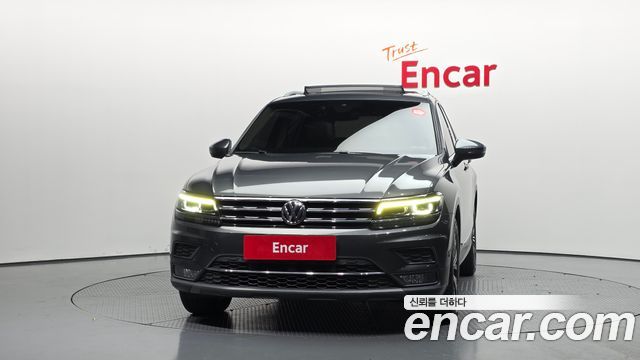 Volkswagen Tiguan 2-го поколения 2.0 TDI Prestige - фото 2