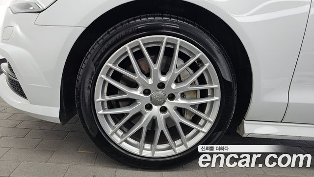 Audi A6 40 TFSI Premium C7 - фото 4