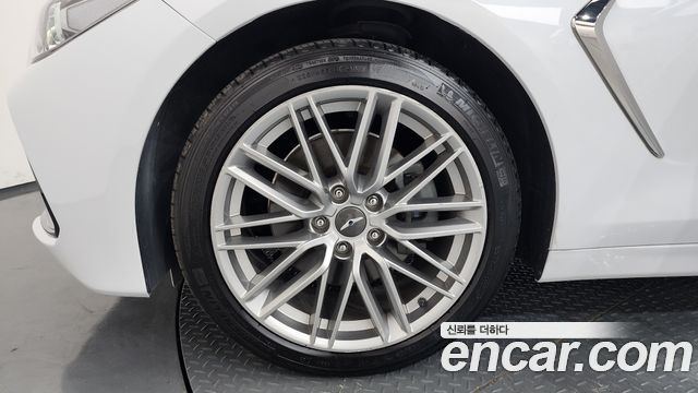 Genesis G70 2.0T AWD Advanced - фото 4