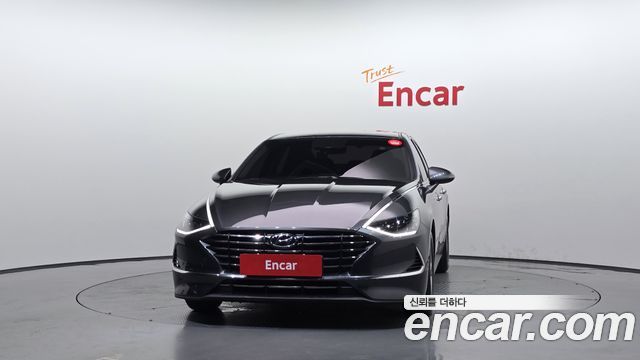 Hyundai Sonata DN8 2.0 Premium - фото 2
