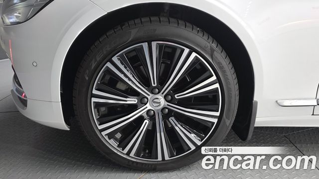 Volvo S90 B5 Ultimate Bright - фото 4