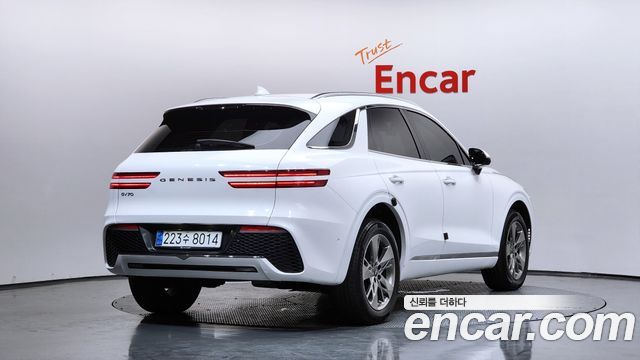 Genesis GV70 2.2 Diesel 2WD - фото 1
