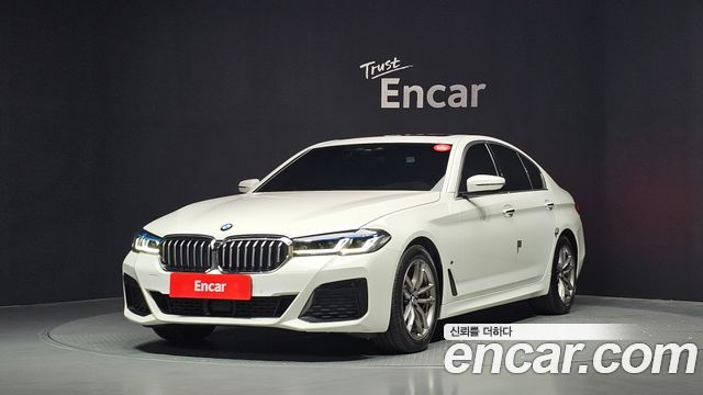 BMW 5-Series G30 520d xDrive M Sport Package Plus - фото 0