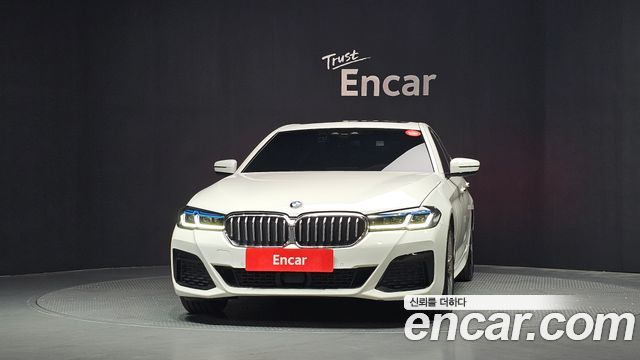 BMW 5-Series G30 520d xDrive M Sport Package Plus - фото 2