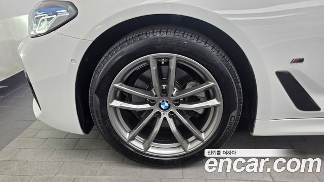 BMW 5-Series G30 520d xDrive M Sport Package Plus - фото 4