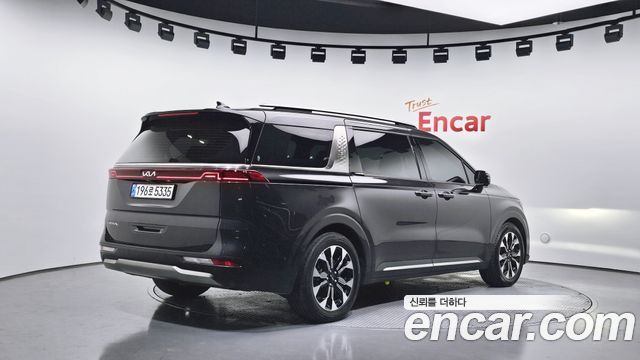 Kia Carnival 4-го поколения 9-Seater Noblesse - фото 1
