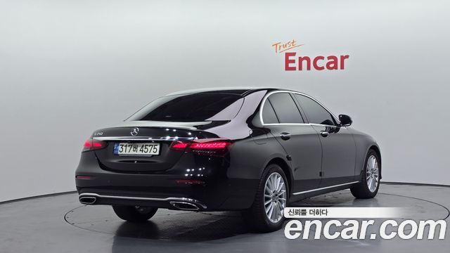Mercedes-Benz E-Class W213 E250 Exclusive - фото 1