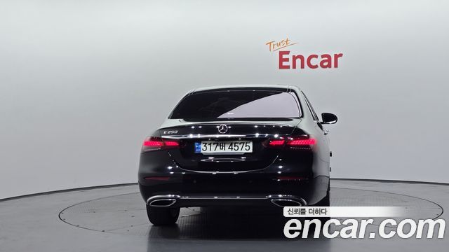 Mercedes-Benz E-Class W213 E250 Exclusive - фото 3