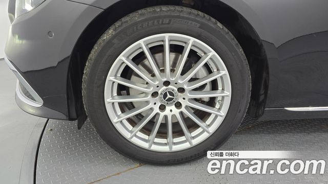 Mercedes-Benz E-Class W213 E250 Exclusive - фото 4