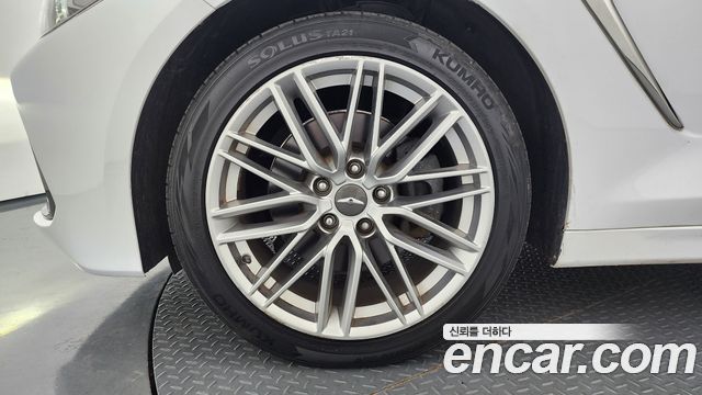 Genesis G70 2.0T AWD Advanced - фото 4