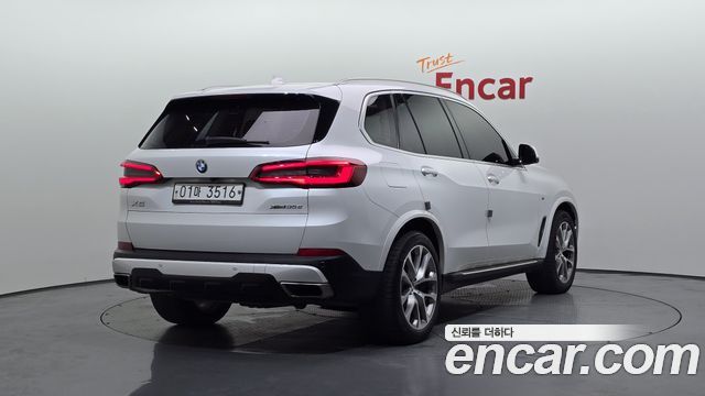 BMW X5 G05 xDrive 30d xLine - фото 1