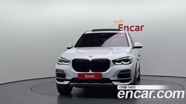 BMW X5 G05 xDrive 30d xLine - фото 2