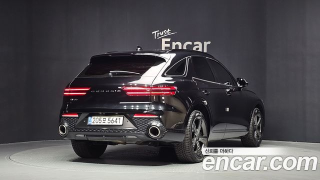 Genesis GV70 2.5T Gasoline 2WD - фото 1