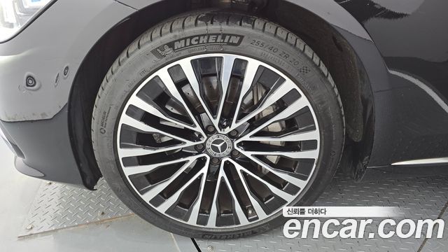 Mercedes-Benz S-Class W223 S580L 4MATIC - фото 4