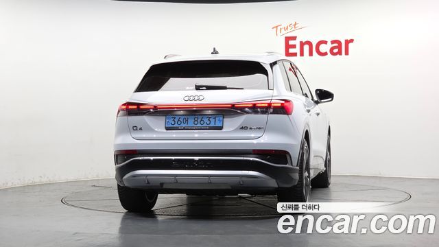 Audi Q4 e-tron F4 40 Premium - фото 2