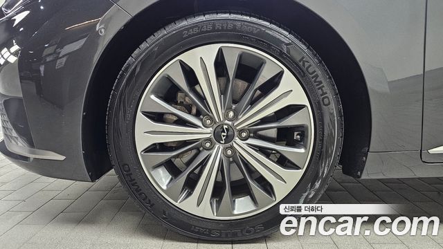 Kia K8 2.5 Gasoline 2WD Signature - фото 4