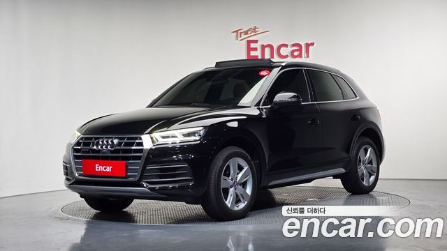 Audi Q5 FY 40 TDI Quattro Premium - фото 0