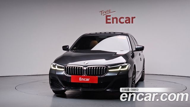 BMW 5-Series G30 520i M Sport - фото 2