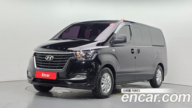 Hyundai Starex Новый Van 5-Seater Modern - фото 0