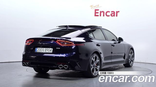 Kia Stinger 2.0 Turbo AWD Platinum - фото 1