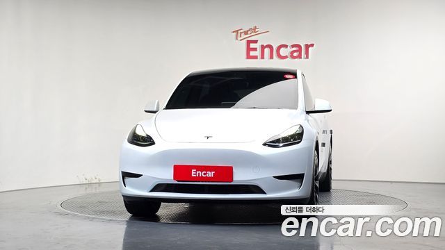 Tesla Model Y RWD - фото 2