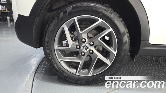 SsangYong Tivoli Gasoline 1.5 2WD V3 - фото 4