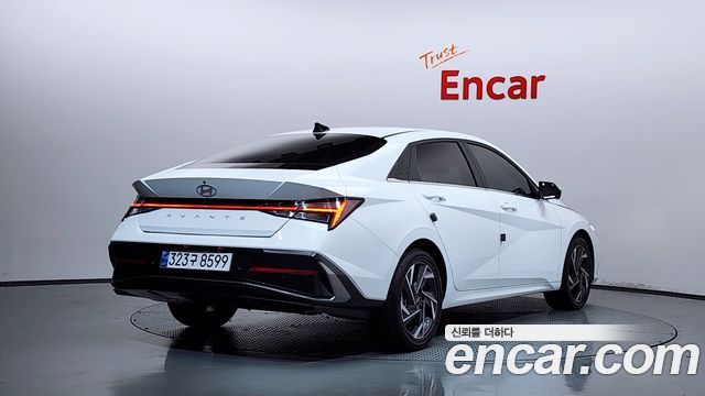 Hyundai Avante Новый CN7, гибрид Inspiration - фото 1