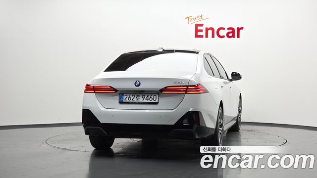 BMW 5-Series G60 520i M Sport - фото 3