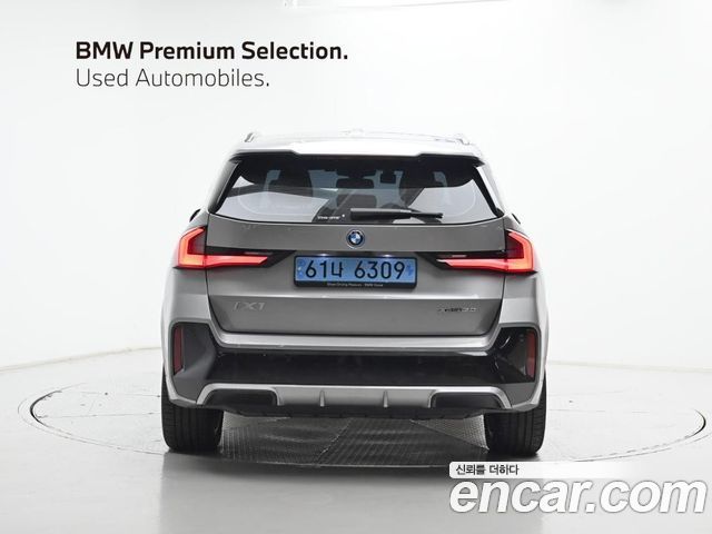 BMW iX1 U11 xDrive 30 M Sport - фото 3