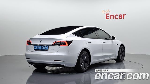 Tesla Model 3 Long Range AWD - фото 1