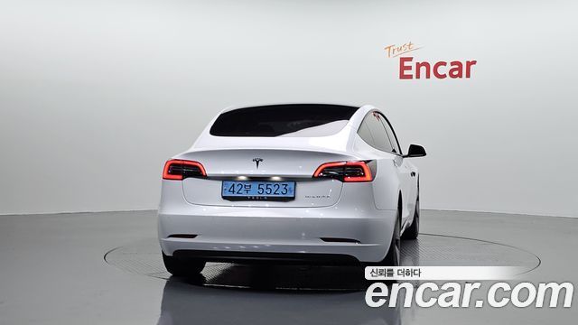Tesla Model 3 Long Range AWD - фото 3
