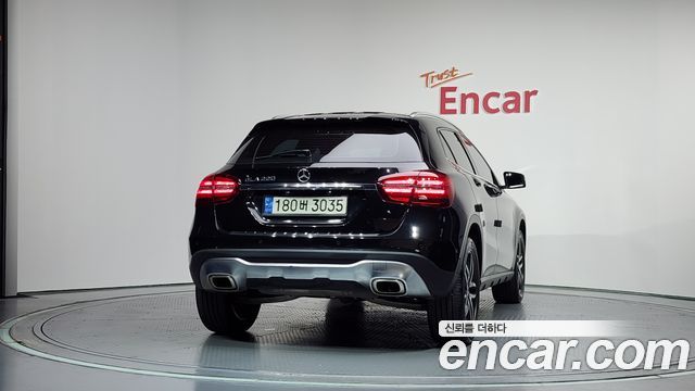 Mercedes-Benz GLA-Class X156 GLA220 - фото 3