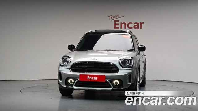 Mini Countryman Classic Plus Launch Pack 2nd Gen - фото 1