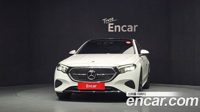 Mercedes-Benz E-Class W214 E200 Avantgarde - фото 2