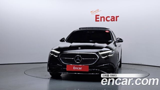 Mercedes-Benz E-Class W214 E300 4MATIC AMG Line - фото 2