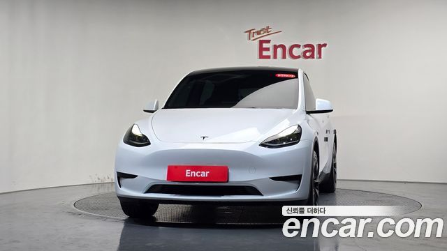 Tesla Model Y RWD - фото 2
