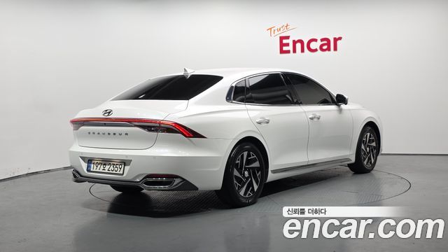 Hyundai Grandeur Новый IG, гибрид Le Blanc - фото 1