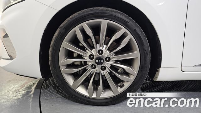 Kia K7 Premier 3.0 GDI Signature - фото 4