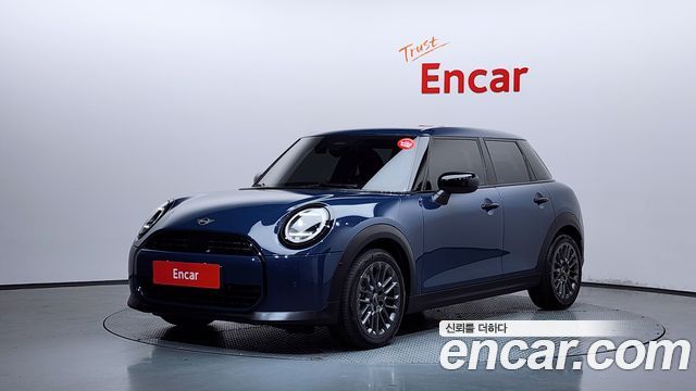 Mini Cooper 4-го поколения 5Door Classic - фото 0