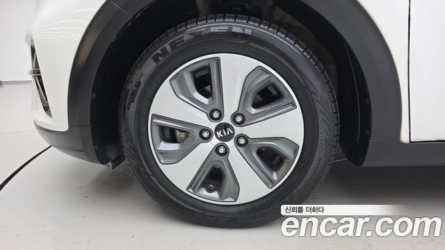 Kia Niro Новый 1.6 HEV Luxury - фото 4