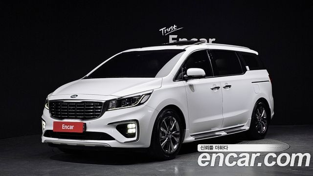 Kia Carnival Новый Gasoline 7-Seater Limousine President - фото 0